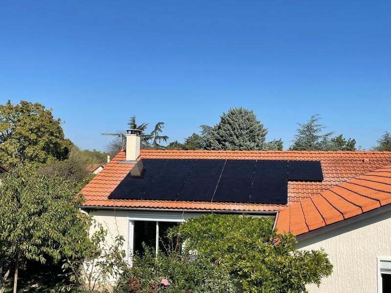 découvrez les meilleurs installateurs photovoltaïques en france pour bénéficier d'une énergie propre et durable. comparez les prestations, avis clients et tarifs pour choisir le professionnel qui saura répondre à vos besoins en matière d'énergie solaire.