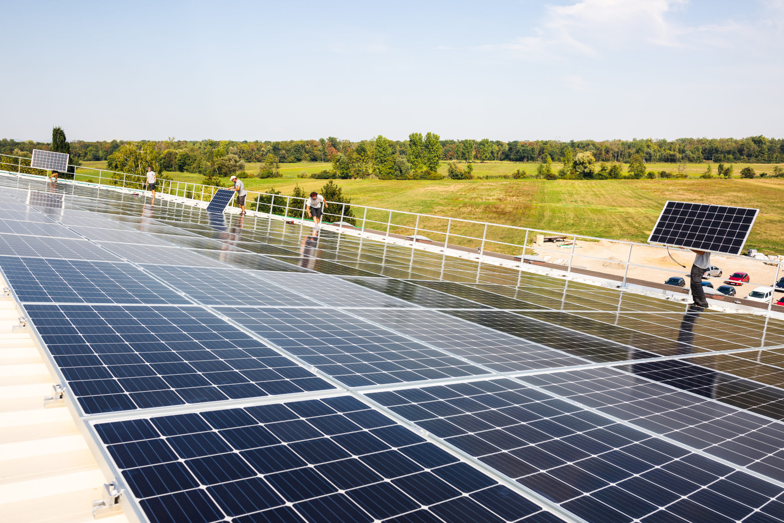 découvrez les avantages des panneaux photovoltaïques pour produire votre propre énergie solaire, réduire votre facture d'électricité et contribuer à un avenir durable. informez-vous sur les différents types de panneaux, leur installation et leur entretien.