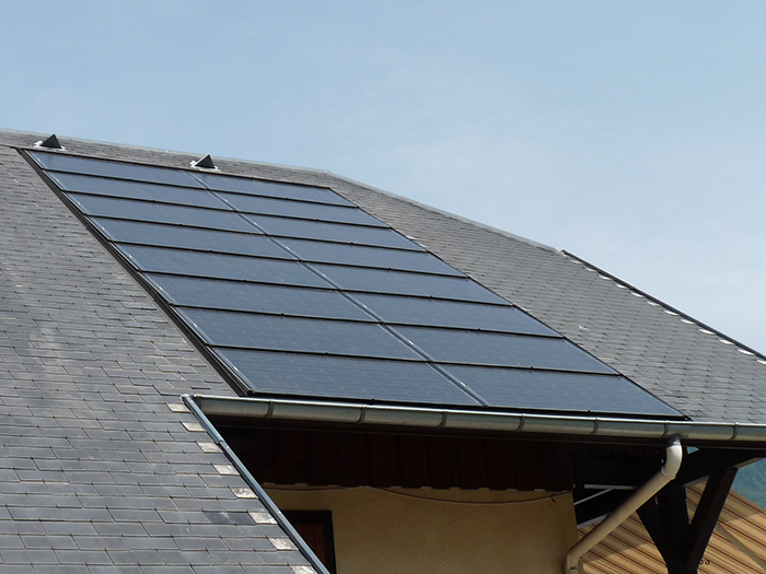 découvrez le panneau solaire 3 kwc, une solution écologique et économique pour produire votre propre énergie. idéal pour réduire vos factures d'électricité et diminuer votre empreinte carbone, ce système de panneaux solaires vous offre une efficacité optimisée et un retour sur investissement rapide.