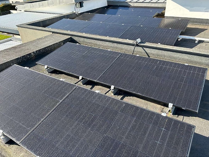 découvrez les avantages du panneau solaire 6 kwc, idéal pour optimiser votre consommation d'énergie et réduire votre empreinte carbone. profitez d'une solution durable et économique pour produire votre propre électricité tout en bénéficiant d'une installation performante. optez pour un avenir énergétique plus vert dès aujourd'hui !
