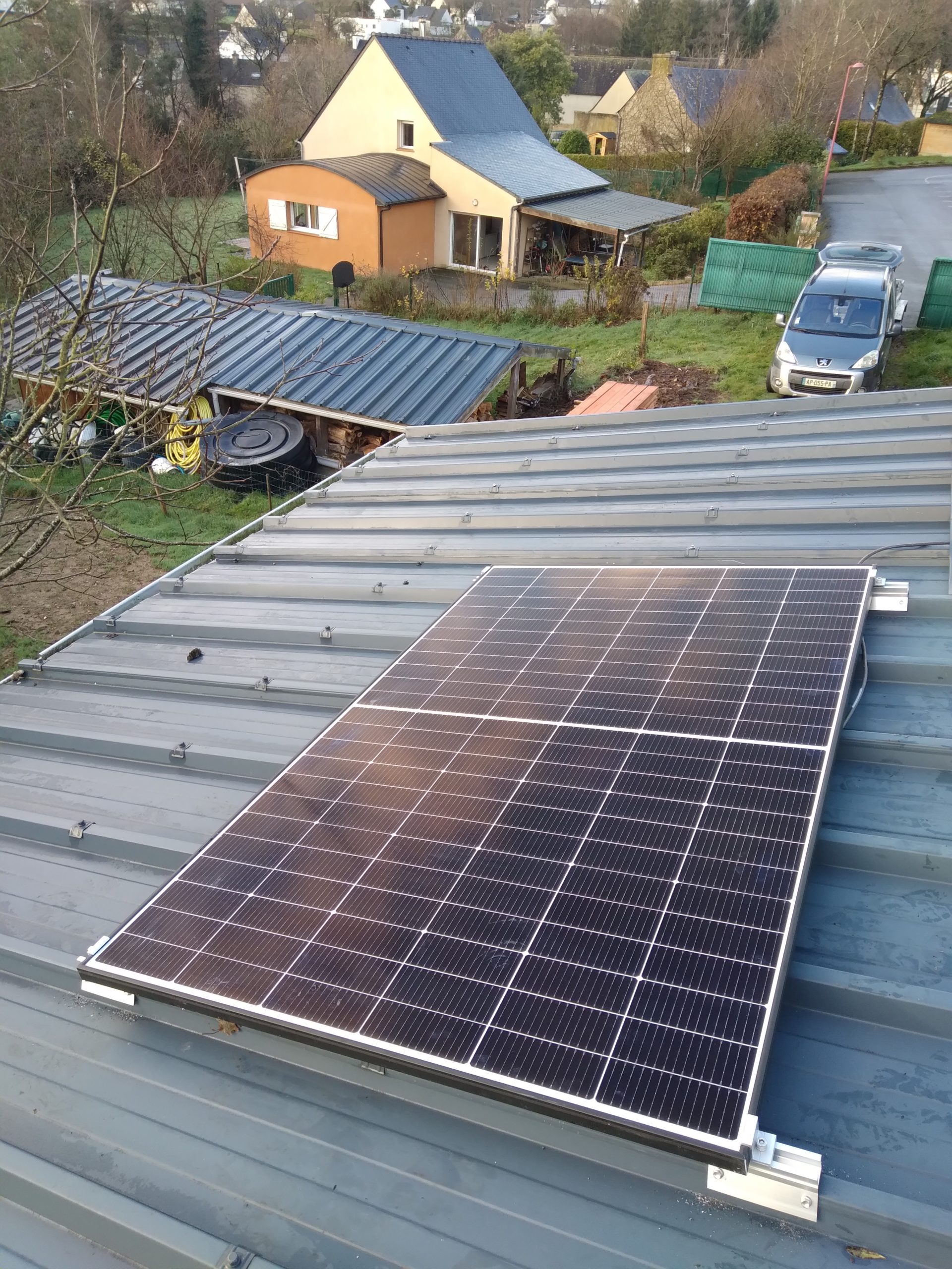 découvrez nos solutions de panneaux photovoltaïques pour l'autoconsommation en maine-et-loire. optimisez votre consommation d'énergie, réduisez vos factures et adoptez une approche éco-responsable grâce à l'énergie solaire. profitez d'un accompagnement personnalisé pour réaliser votre projet d'installation.