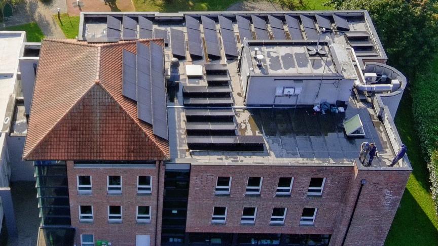 découvrez comment les panneaux photovoltaïques peuvent transformer l'énergie de votre mairie en une solution durable et économique, tout en contribuant à la préservation de l'environnement.