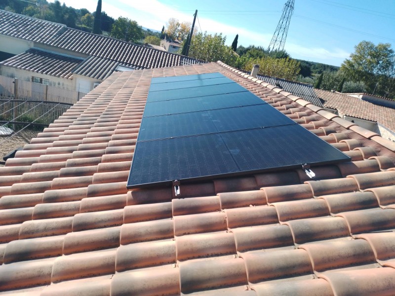 découvrez nos panneaux solaires de 3 kwc, idéaux pour optimiser votre consommation d'énergie et réduire vos factures. profitez d'une solution durable et économique pour vos besoins énergétiques, tout en contribuant à la protection de l'environnement.