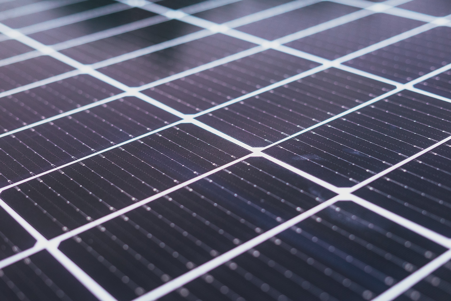 découvrez comment les panneaux solaires optimisent votre consommation d'énergie tout en respectant l'environnement. explorez les avantages, l'installation et les options de financement pour rendre votre maison plus verte et réduire vos factures d'électricité.