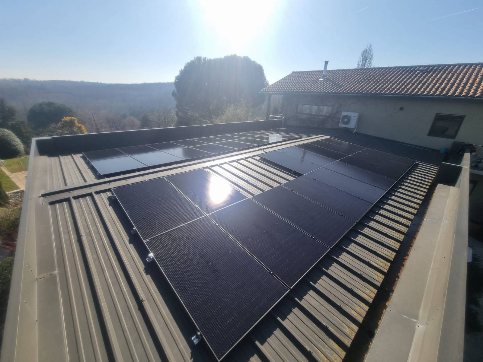 découvrez les solutions photovoltaïques à vienne pour produire votre propre électricité, réduire vos factures et contribuer à la transition énergétique. informez-vous sur les avantages, les installations disponibles et les aides financières en vous lançant dans l'énergie solaire.