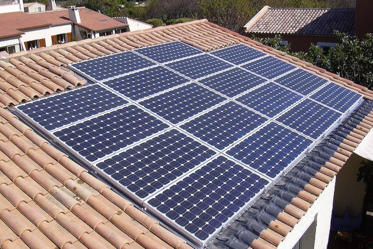 découvrez le potentiel du photovoltaïque en allemagne, leader européen des énergies renouvelables. explorez les innovations, les avantages fiscaux et les projets d'installation de panneaux solaires qui transforment le paysage énergétique du pays.