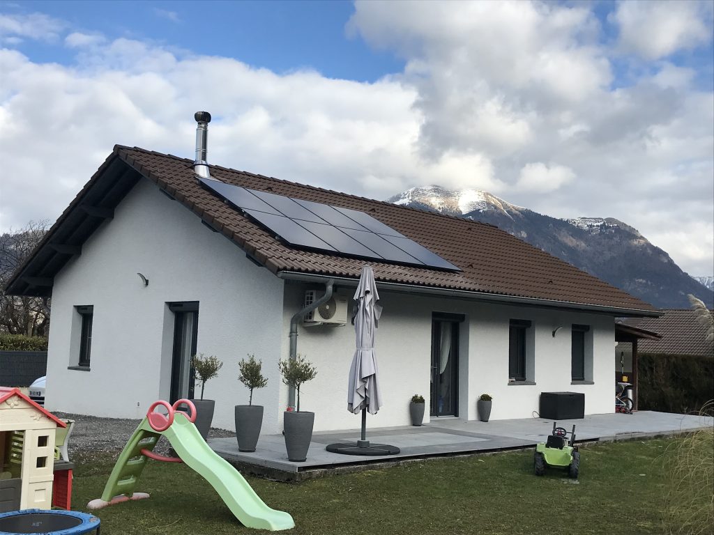 découvrez les solutions photovoltaïques en haute-savoie pour une énergie renouvelable et durable. profitez de l'ensoleillement optimal de la région pour réduire vos factures d'électricité et contribuer à la protection de l'environnement.