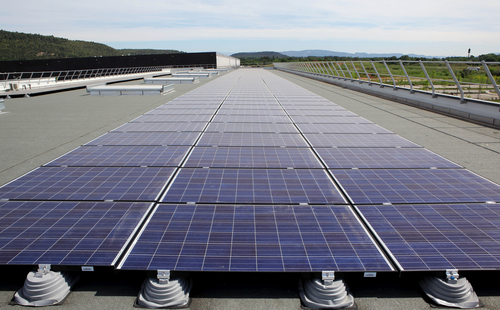 découvrez les solutions photovoltaïques en île-de-france pour optimiser votre production d'énergie solaire. informez-vous sur les avantages, les aides disponibles et comment réduire votre facture d'électricité tout en préservant l'environnement.