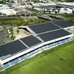 découvrez les solutions photovoltaïques à la réunion pour une énergie durable et économique. profitez du climat ensoleillé de l'île pour optimiser votre consommation d'électricité grâce à des panneaux solaires performants et respectueux de l'environnement.