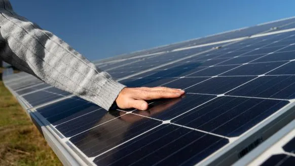 découvrez tout sur le photovoltaïque : des panneaux solaires aux avantages écologiques, en passant par les solutions pour rendre votre maison plus verte. informez-vous sur cette technologie renouvelable et son impact sur l'énergie durable.