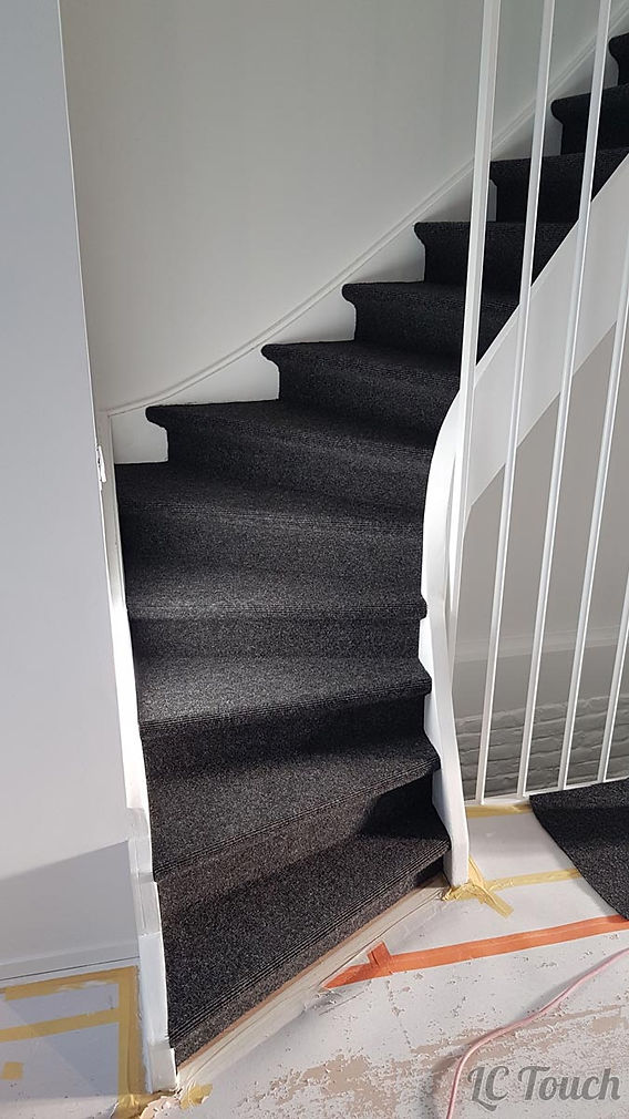 découvrez nos services de pose de tapis professionnels pour embellir votre intérieur. nos experts garantissent une installation impeccable et un large choix de tapis adaptés à tous les styles et budgets.