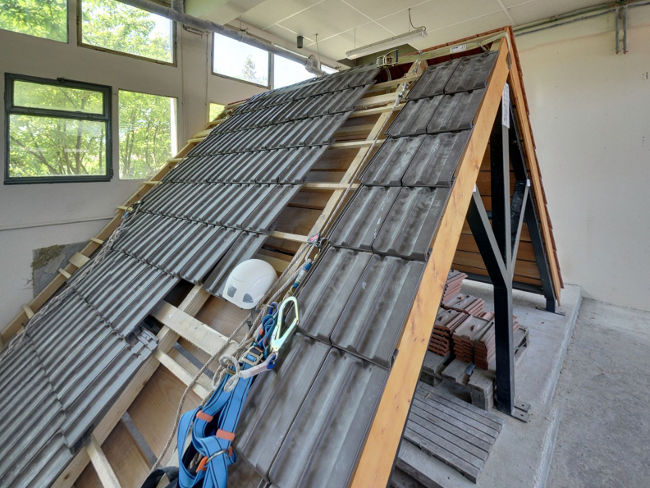 découvrez les opportunités d'emploi pour les poseurs de panneaux photovoltaïques. rejoignez le secteur en plein essor des énergies renouvelables et contribuez à un avenir durable tout en développant vos compétences dans une profession recherchée et valorisante.