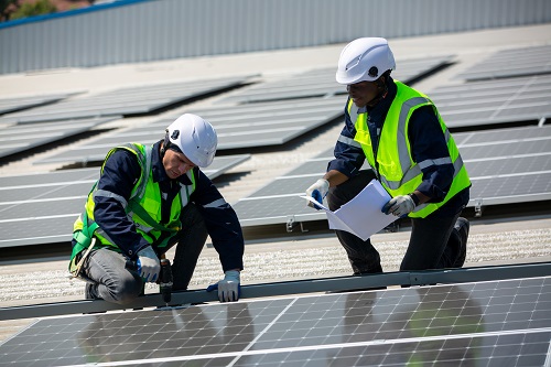 découvrez les avantages de faire appel à un installateur de panneaux solaires professionnel. garantissez une installation sécurisée, optimisez votre production d'énergie et profitez d'une expertise sur mesure pour un investissement durable et rentable.