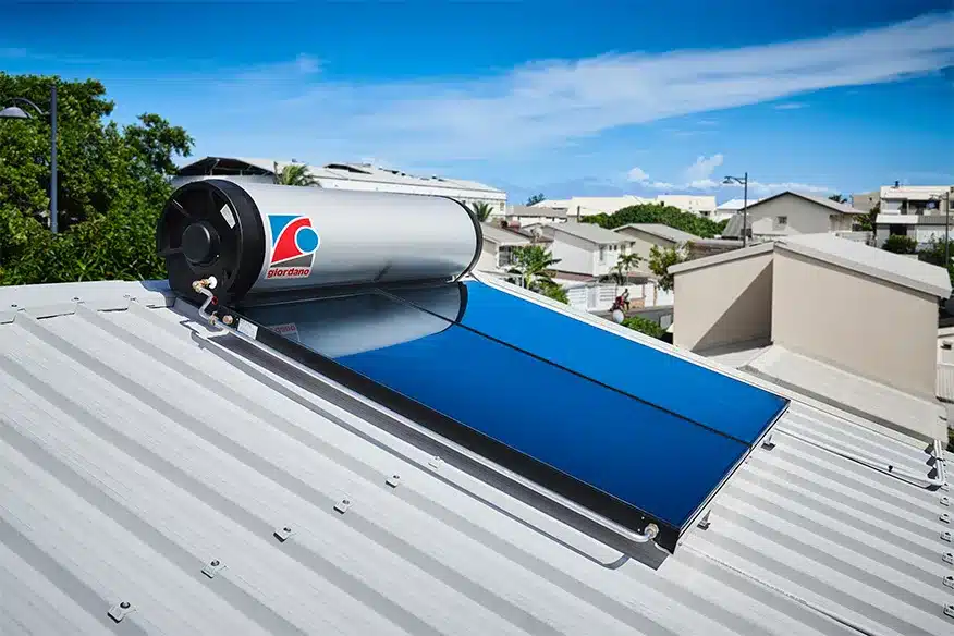 découvrez les tarifs compétitifs des chauffe-eaux solaires et économisez sur votre facture d'énergie tout en préservant l'environnement. comparez les modèles, les marques et les offres pour faire le meilleur choix.