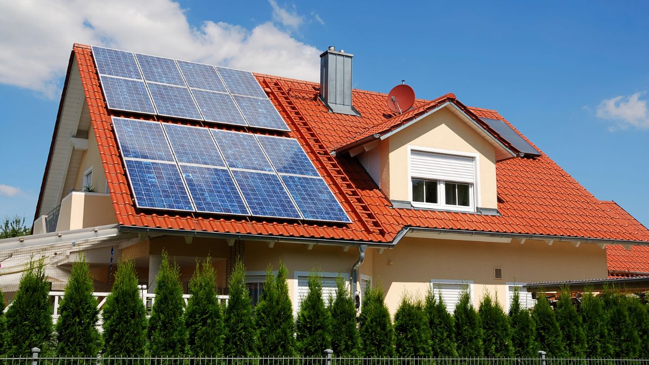 découvrez le prix de l'installation d'un panneau solaire de 6 kwc. profitez d'une énergie renouvelable et d'économies sur vos factures d'électricité grâce à nos offres compétitives. obtenez un devis personnalisé et faites le choix d'une transition énergétique durable.