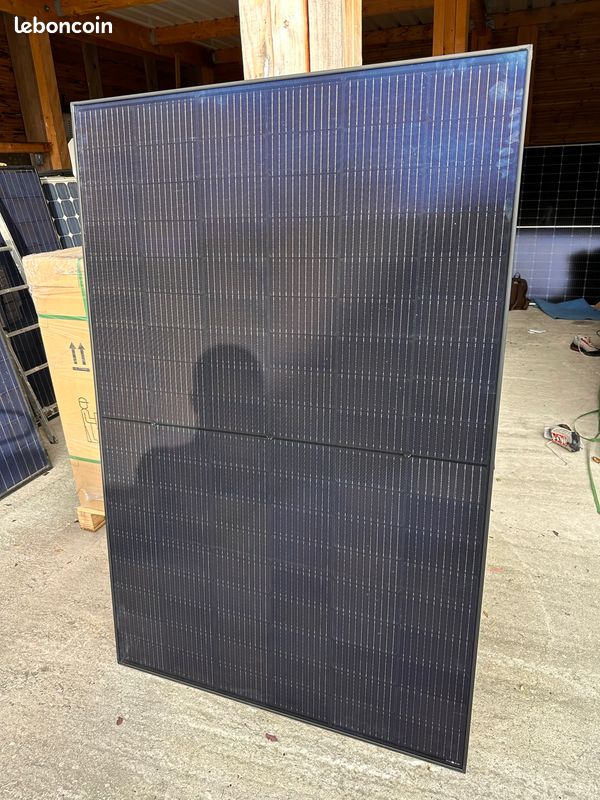 découvrez les prix compétitifs des panneaux photovoltaïques soluxtec et optimisez votre investissement énergétique. profitez de l'énergie solaire et réduisez vos factures grâce à des solutions innovantes et performantes.