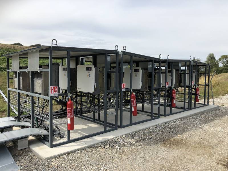 découvrez nos solutions de protection spécialement conçues pour les installateurs photovoltaïques. garantissez la sécurité et la performance de vos installations solaires tout en optimisant votre travail. informez-vous sur nos produits et services adaptés à vos besoins.