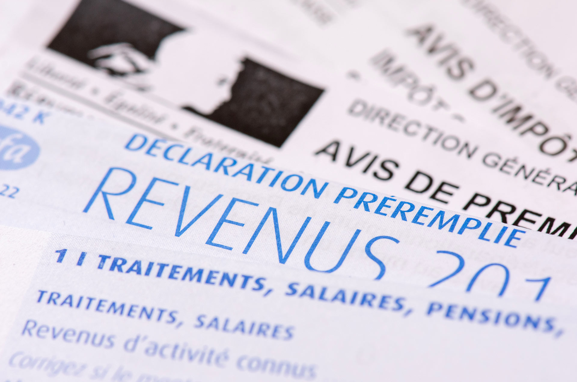 découvrez comment bénéficier de réductions d'impôts grâce à l'installation de panneaux solaires. informez-vous sur les avantages fiscaux et les aides disponibles pour rendre votre transition énergétique plus accessible.