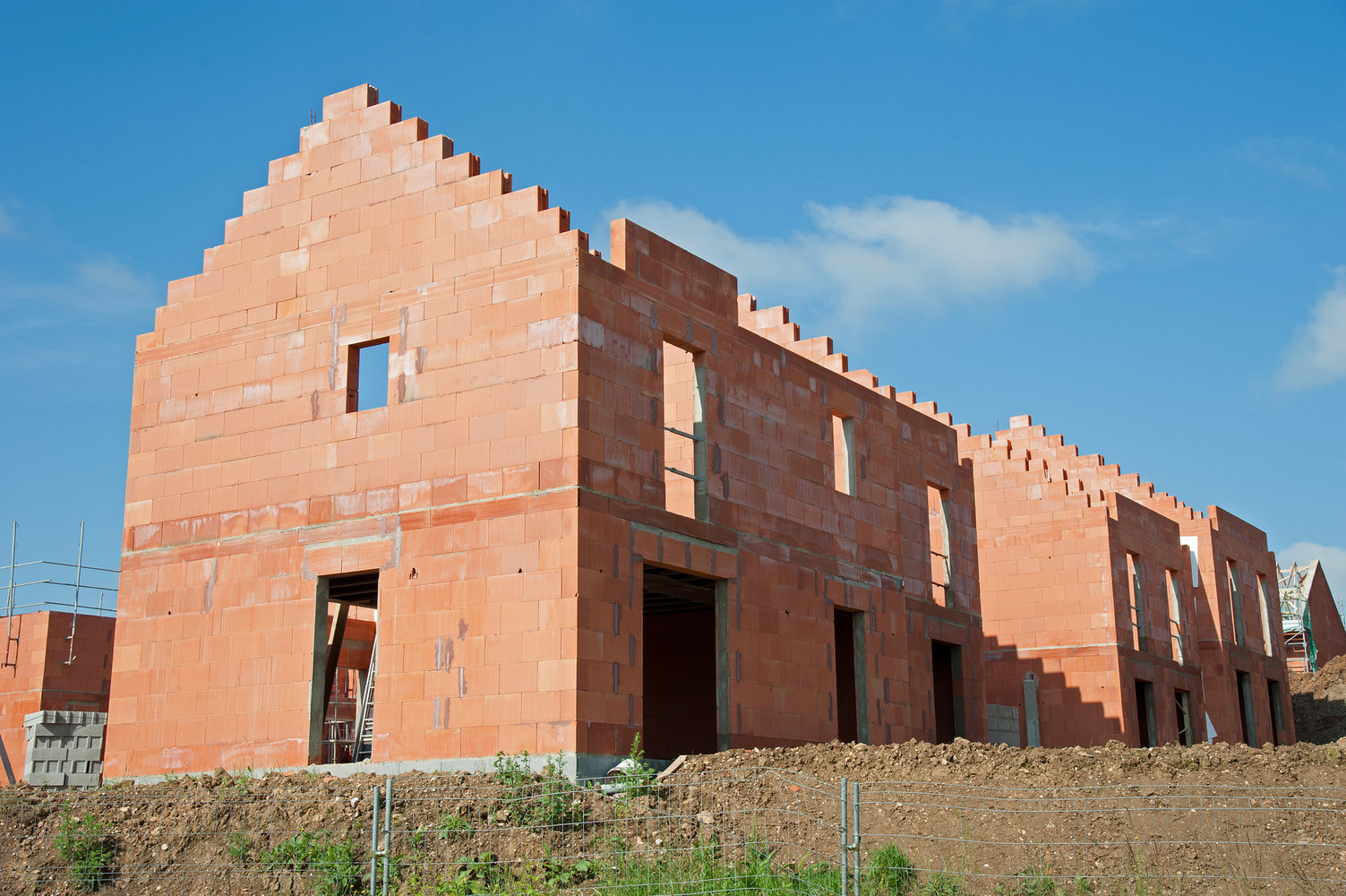 découvrez comment des rénovations ciblées peuvent augmenter la valeur de votre bien immobilier avant sa vente. transformez votre propriété pour séduire les acheteurs et maximiser votre retour sur investissement.