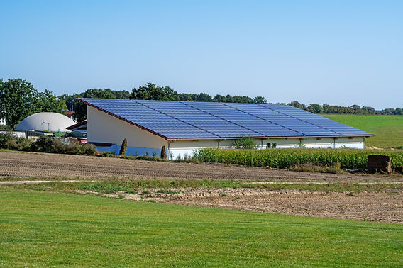 découvrez comment les panneaux photovoltaïques peuvent améliorer la rentabilité agricole. explorez les avantages économiques, les aides disponibles et les solutions pour optimiser votre exploitation tout en contribuant à une agriculture durable.