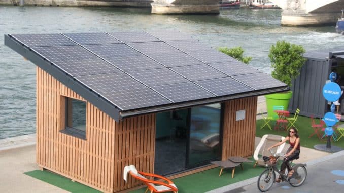 découvrez comment générer des revenus grâce à l'énergie solaire. explorez les différentes méthodes d'investissement et d'installation de panneaux solaires pour améliorer votre rentabilité tout en contribuant à un avenir durable.