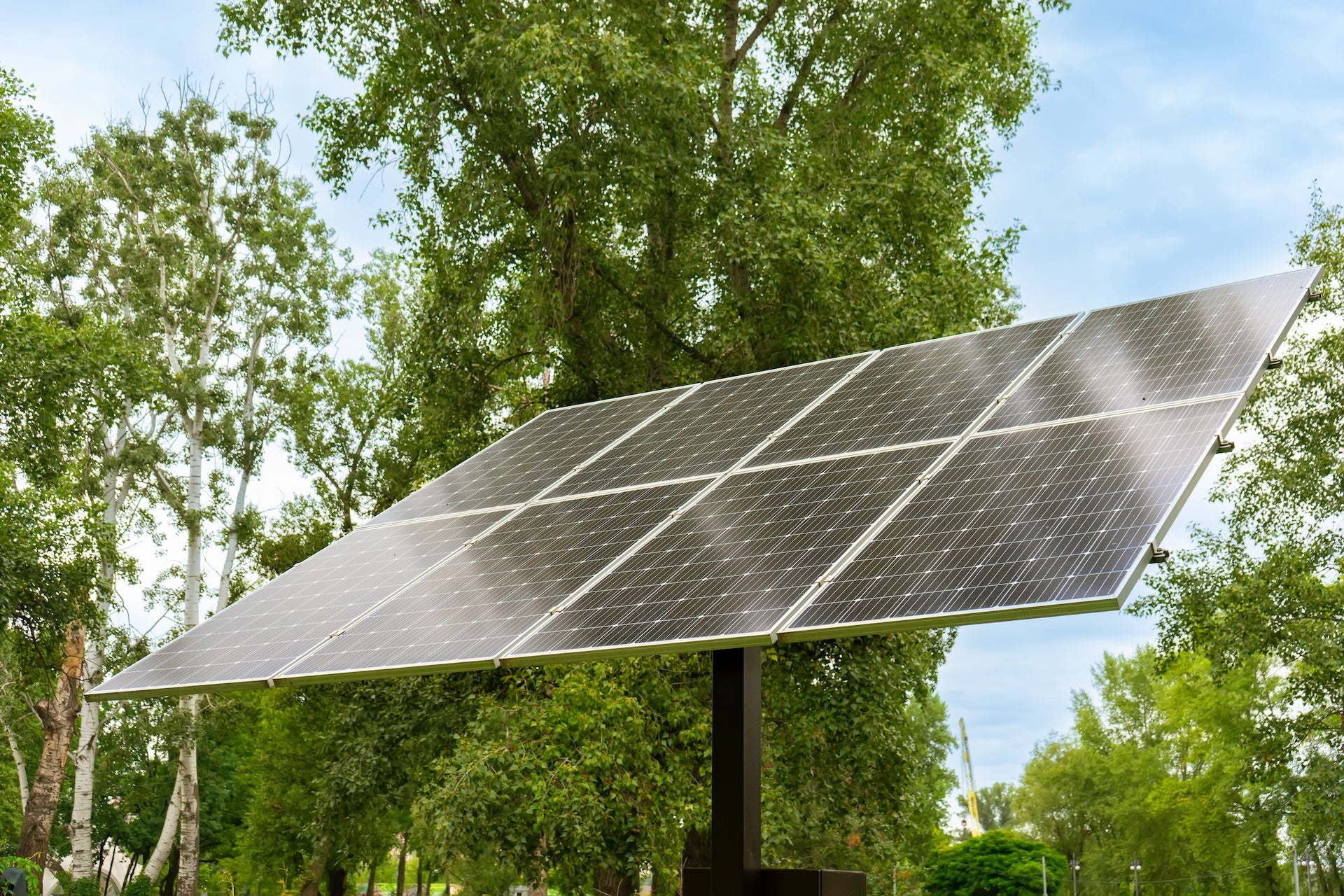 découvrez comment les panneaux solaires peuvent transformer votre maison en une source d'énergie renouvelable. fusionnant innovation et écologie, le roi des panneaux solaires vous guide vers des économies d'énergie tout en préservant notre planète.