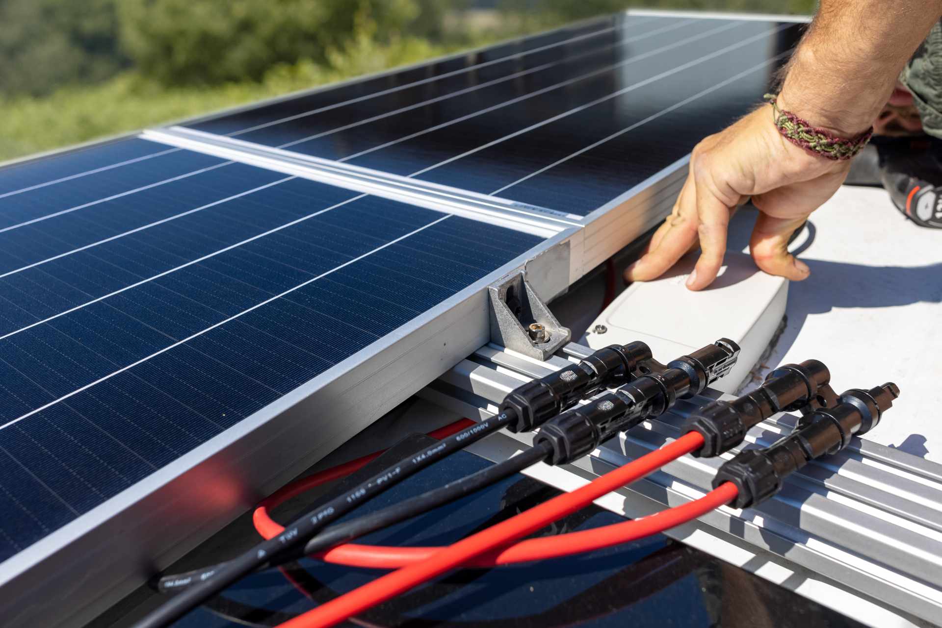 découvrez des solutions solaires écoresponsables pour une énergie renouvelable, durable et respectueuse de l'environnement. transformez votre consommation et contribuez à la préservation de la planète grâce à nos technologies innovantes.