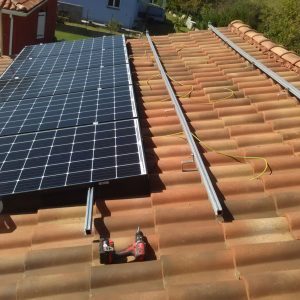 découvrez le concept innovant de surimposition photovoltaïque, une méthode qui optimise la production d'énergie solaire en intégrant des panneaux photovoltaïques sur des structures existantes. explorez ses avantages écologiques et économiques pour une transition énergétique réussie.