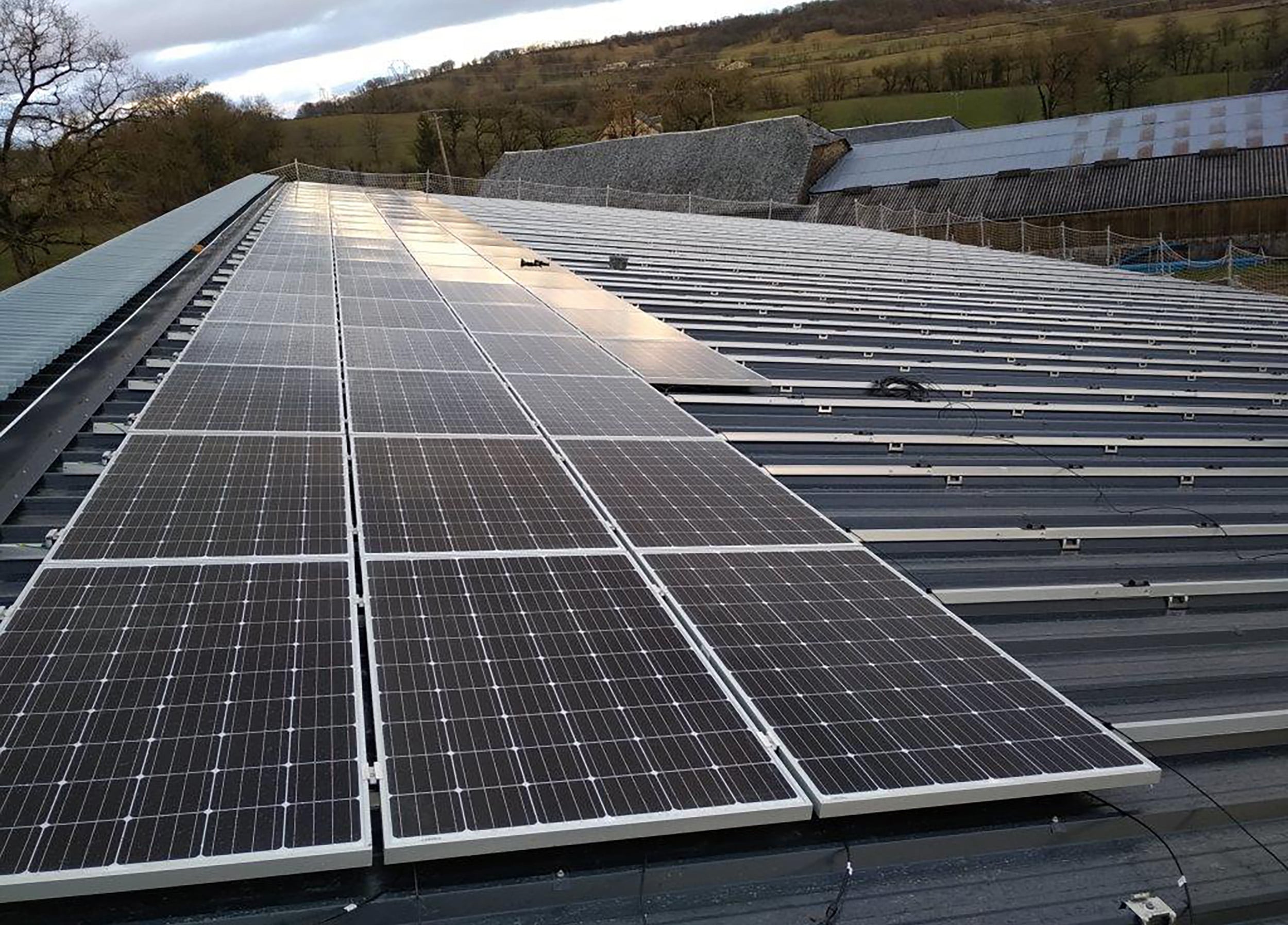 découvrez les avantages de la toiture photovoltaïque pour produire votre propre électricité et réduire votre empreinte carbone. optez pour une solution durable et économique qui valorise votre habitat tout en contribuant à la transition énergétique.