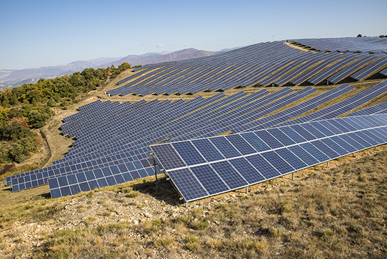 découvrez comment la transition énergétique en yonne se transforme grâce aux solutions photovoltaïques. explorez les avantages des panneaux solaires pour une énergie renouvelable, durable et accessible, tout en contribuant à la protection de l'environnement.