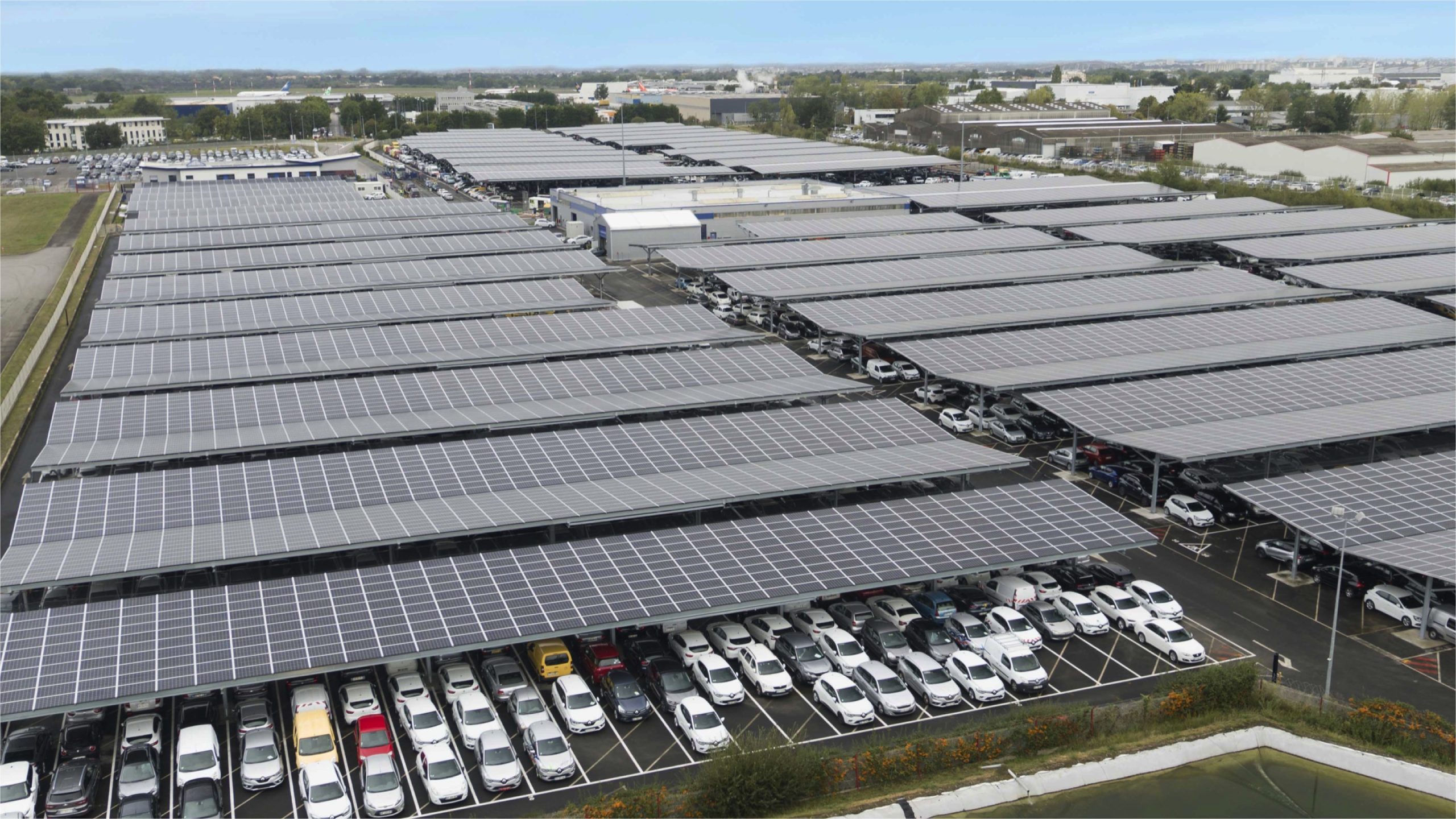 urbasolar, expert en solutions d'énergie solaire, vous propose des installations photovoltaïques sur mesure. découvrez comment optimiser votre consommation d'énergie tout en contribuant à la transition énergétique grâce à des technologies innovantes et durables.