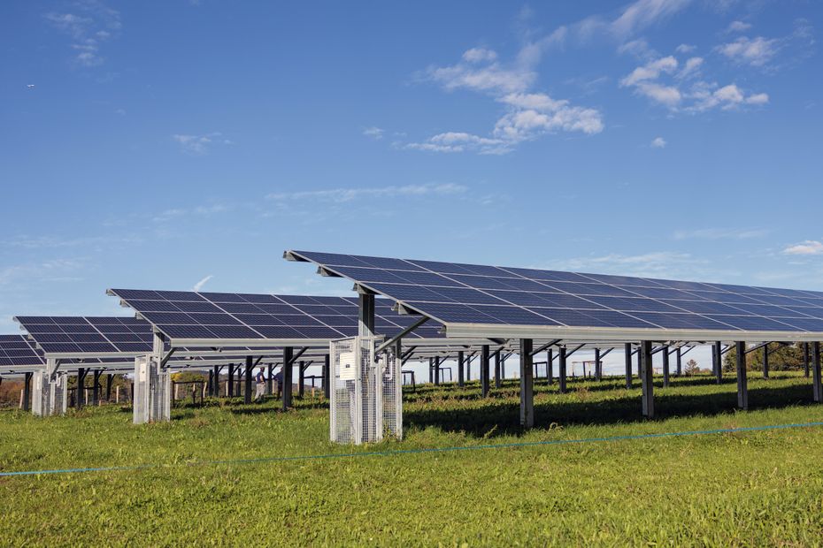 découvrez l'agri-photovoltaïque, une solution innovante alliant agriculture et énergie solaire. optimisez vos terres tout en produisant de l'énergie renouvelable, réduisez votre empreinte carbone et boostez la durabilité de vos exploitations.