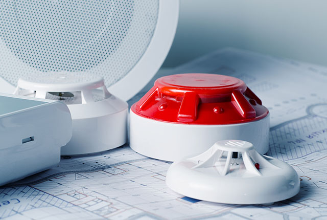 découvrez notre service d'installation d'alarmes professionnelles. protégez votre domicile ou votre entreprise avec des systèmes de sécurité adaptés à vos besoins. contactez notre installateur d'alarmes expert pour une solution sur mesure.