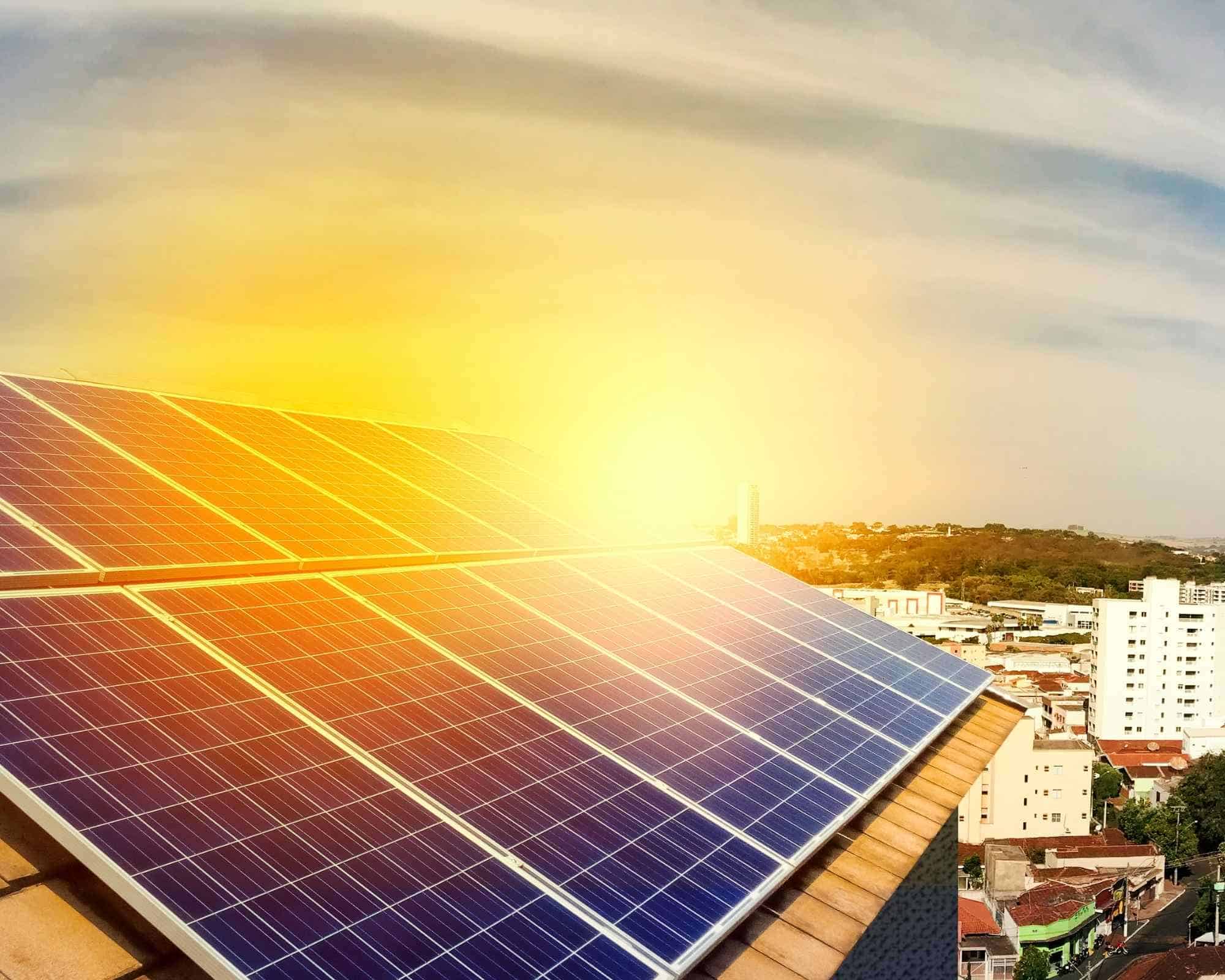 découvrez les avantages de l'autoconsommation photovoltaïque, une solution écologique et économique qui vous permet de produire votre propre électricité grâce à des panneaux solaires. optimisez votre consommation énergétique et réduisez vos factures tout en contribuant à la protection de l'environnement.