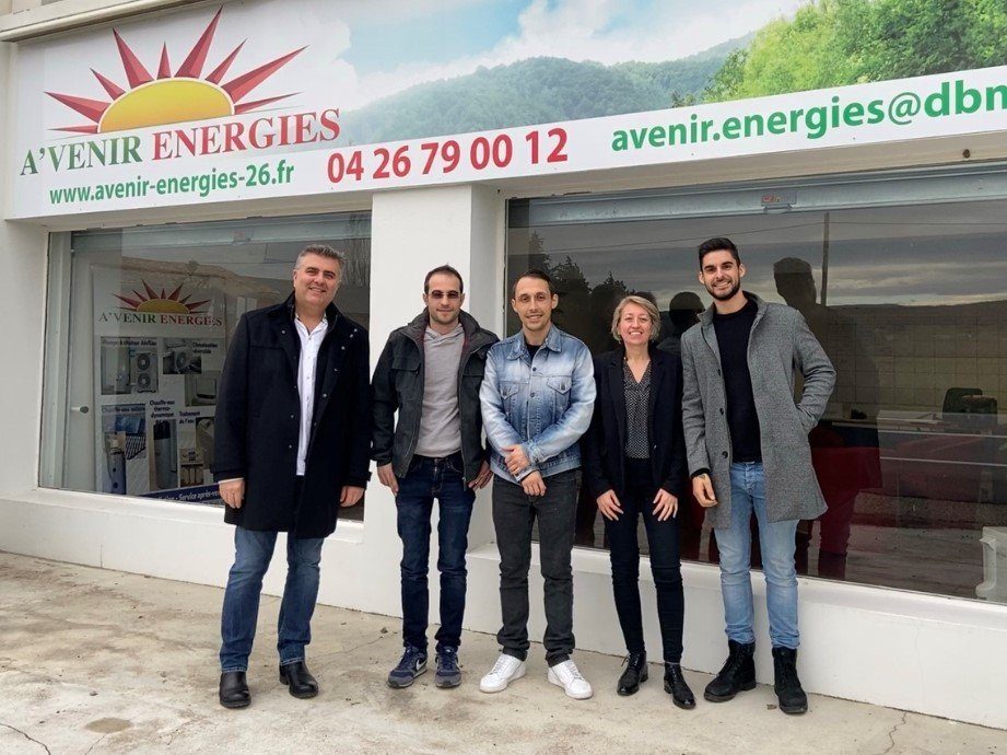 découvrez les perspectives prometteuses de l'avenir de l'énergie renouvelable. explorez les innovations, les technologies émergentes et les solutions durables qui transformeront notre monde et contribueront à un avenir plus vert.