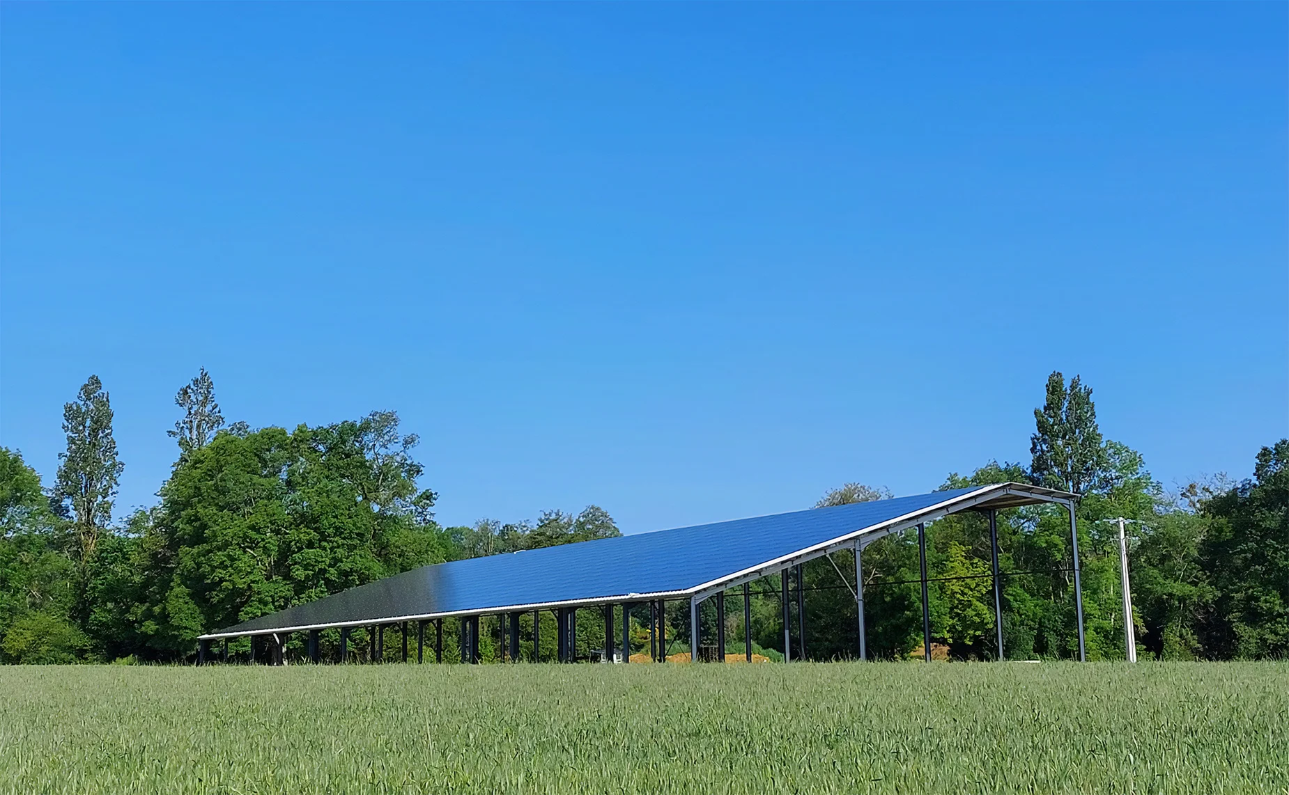 découvrez comment un bâtiment photovoltaïque économique peut réduire vos factures d'énergie tout en respectant l'environnement. profitez des avantages des énergies renouvelables pour un avenir durable et au meilleur prix.