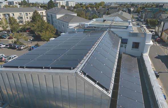 découvrez notre solution de bâtiment photovoltaïque de 9 kw, alliant performance énergétique et durabilité. idéal pour réduire vos factures d'électricité tout en respectant l'environnement. optez pour une énergie renouvelable et économisez dès aujourd'hui.