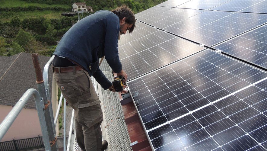 découvrez c2a photovoltaïque, votre expert en solutions solaires pour un avenir durable. profitez de conseils personnalisés, d'installations de panneaux solaires de qualité et d'une énergie propre pour réduire votre facture d'électricité tout en préservant l'environnement.