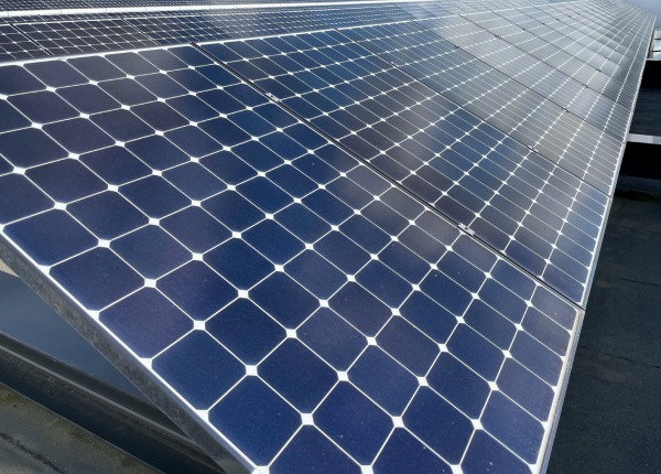 découvrez notre calculateur pvgis, un outil pratique pour évaluer le potentiel solaire dans votre région. obtenez des estimations précises de la production d'énergie photovoltaïque et optimisez votre projet solaire en toute simplicité.