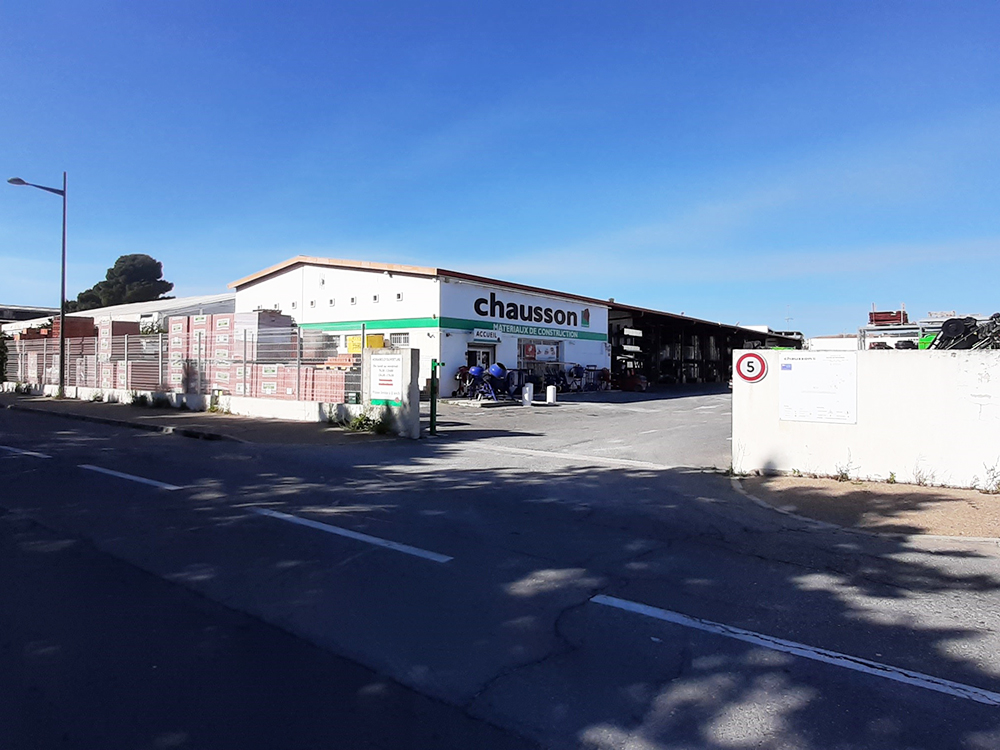 découvrez notre catalogue provence matériaux, votre guide incontournable pour tous vos projets de construction et rénovation en provence. explorez une large gamme de matériaux de qualité, adaptés à vos besoins, et trouvez l'inspiration pour transformer vos espaces.