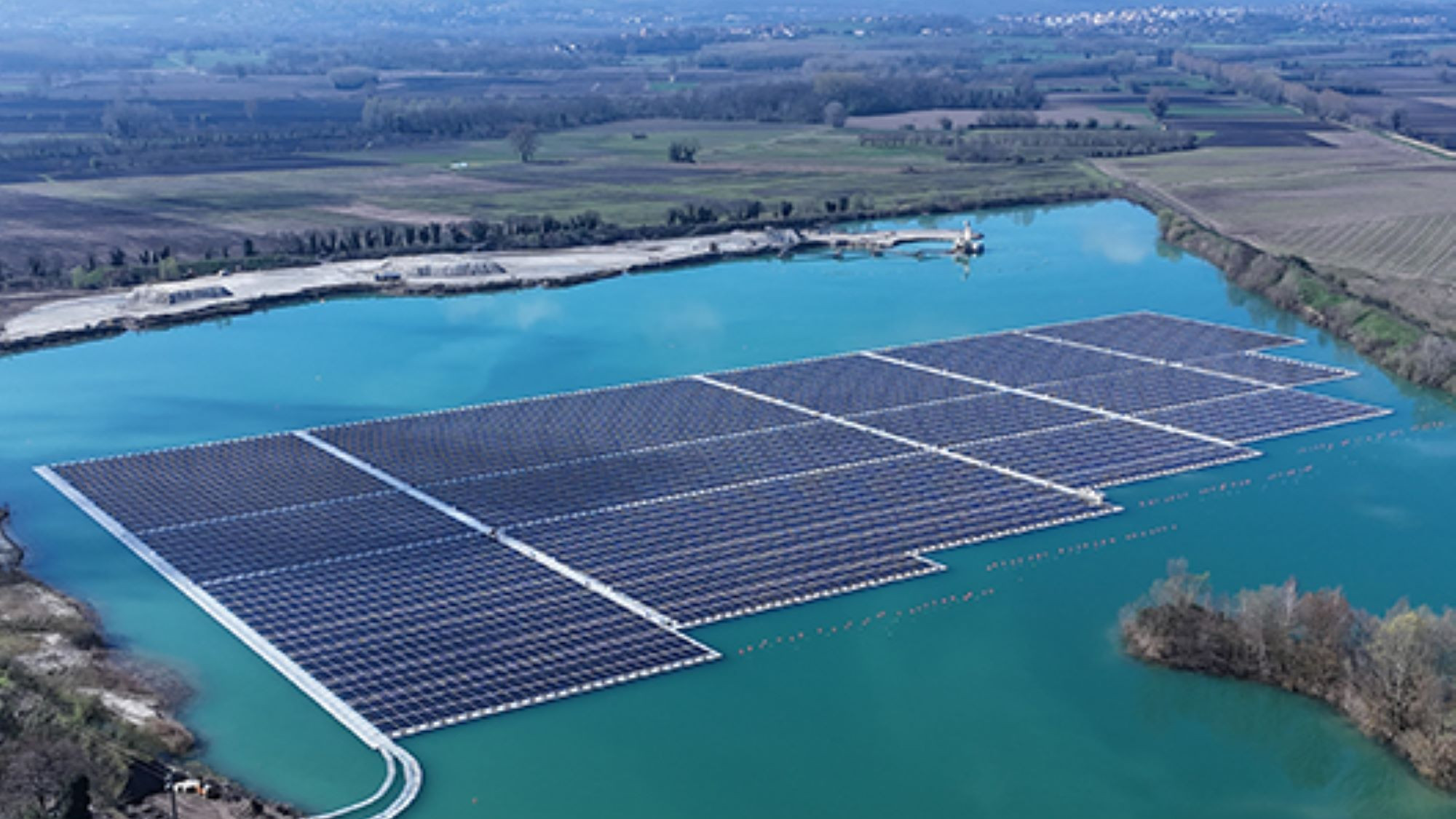 découvrez notre centrale solaire, une source d'énergie renouvelable et durable. profitez de l'énergie du soleil pour réduire votre empreinte carbone et réaliser des économies sur vos factures d'électricité. rejoignez la transition énergétique dès aujourd'hui!