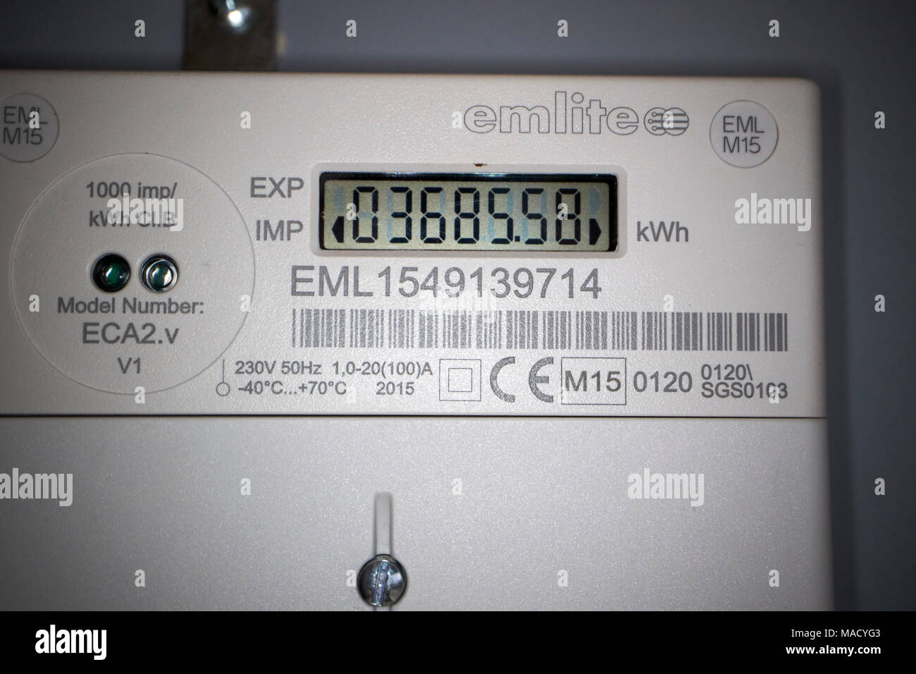 découvrez tout sur les compteurs photovoltaïques (pv) : leur fonctionnement, leur importance dans la gestion de votre production d'énergie solaire et comment optimiser votre autoconsommation. informez-vous sur les avantages et les innovations technologiques qui rendent le photovoltaïque accessible à tous.