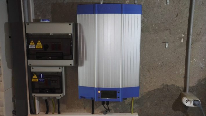 besoin d'un dépannage pour votre onduleur ? nos experts sont là pour vous aider rapidement et efficacement, garantissant une remise en service optimale de vos équipements. contactez-nous pour un service fiable et professionnel !