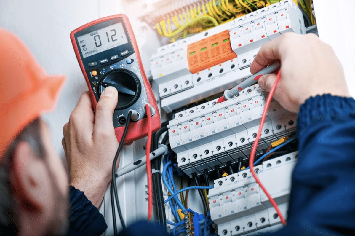 découvrez nos services d'électricien professionnels pour tous vos besoins en électricité. que ce soit pour des installations, des réparations ou des conseils, notre équipe qualifiée s'assure de vous fournir une expertise de qualité, sécurisée et adaptée à vos projets. contactez-nous pour un devis rapide!