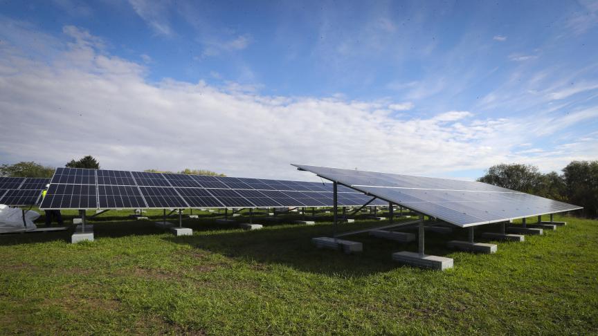 découvrez les solutions d'énergie solaire proposées par enedis, qui vous aident à optimiser votre consommation d'électricité grâce à des installations photovoltaïques efficaces et durables. explorez les avantages de l'énergie solaire pour un avenir plus vert.