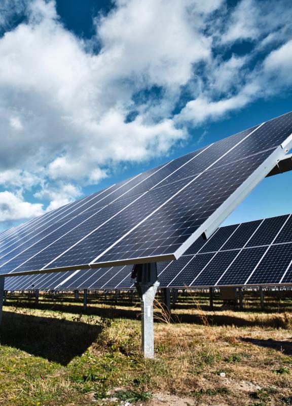 découvrez les avantages de l'énergie solaire, une solution durable et écologique pour produire de l'électricité tout en réduisant votre empreinte carbone. explorez les technologies innovantes, les coûts d'installation et les économies d'énergie potentielles.