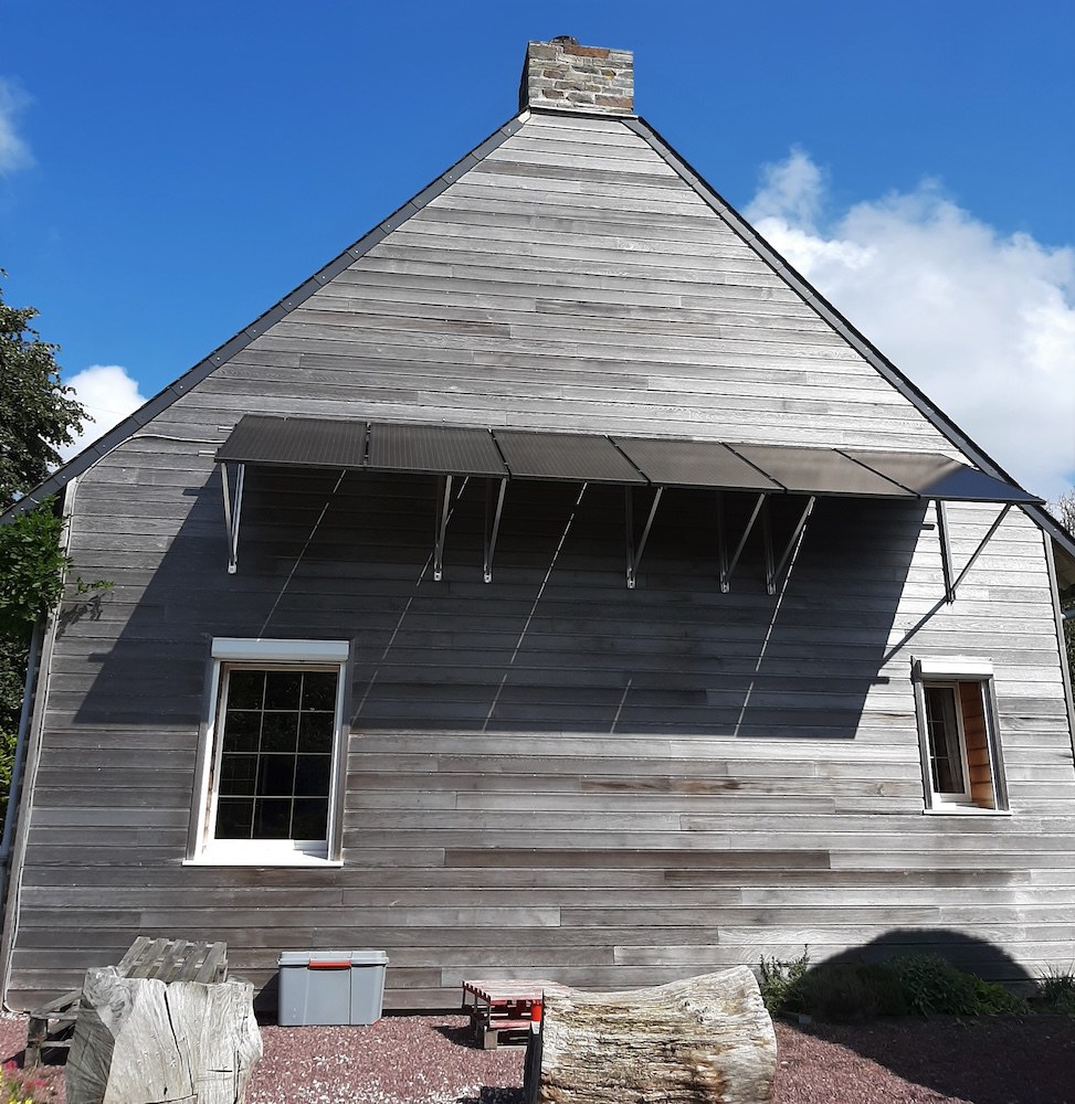 découvrez les avantages des façades solaires : une solution innovante pour optimiser l'efficacité énergétique de votre bâtiment tout en préservant son esthétique. apprenez comment intégrer des panneaux solaires à la façade et réduisez votre empreinte carbone.