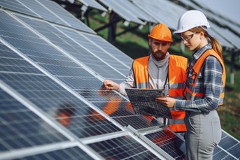 découvrez notre formation solaire à montpellier, conçue pour vous initier aux technologies solaires et à l'énergie renouvelable. apprenez des experts du secteur et acquérez des compétences pratiques pour devenir un acteur clé dans la transition énergétique.