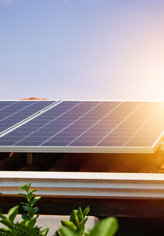 découvrez notre formation solaire à montpellier, conçue pour vous initier aux technologies photovoltaïques et vous accompagner dans votre projet d'énergie renouvelable. rejoignez-nous pour acquérir des compétences solides et contribuer à un avenir durable.
