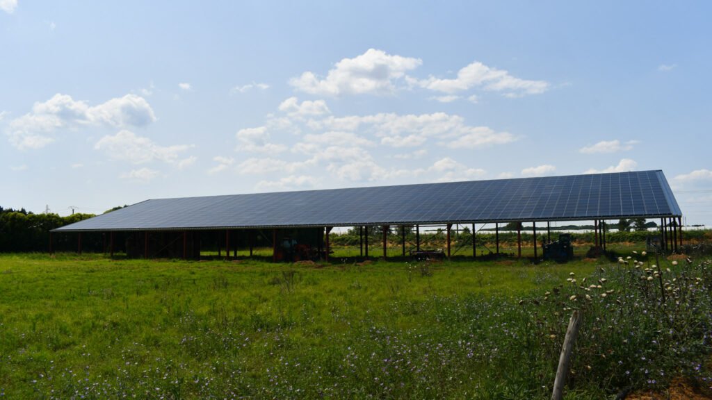 découvrez le forum solaire agricole, un espace dédié aux échanges sur l'énergie solaire dans l'agriculture. participez à des discussions enrichissantes, partagez vos expériences et explorez les solutions durables pour optimiser l'utilisation de l'énergie solaire dans vos exploitations agricoles. rejoignez-nous pour promouvoir une agriculture éco-responsable et innovante.
